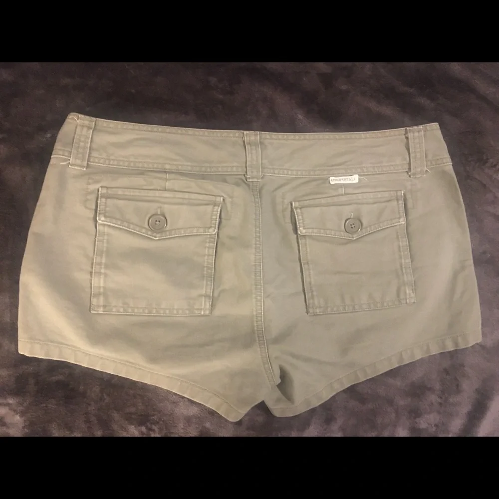 Aeropostale Short - Picture 2 of 3